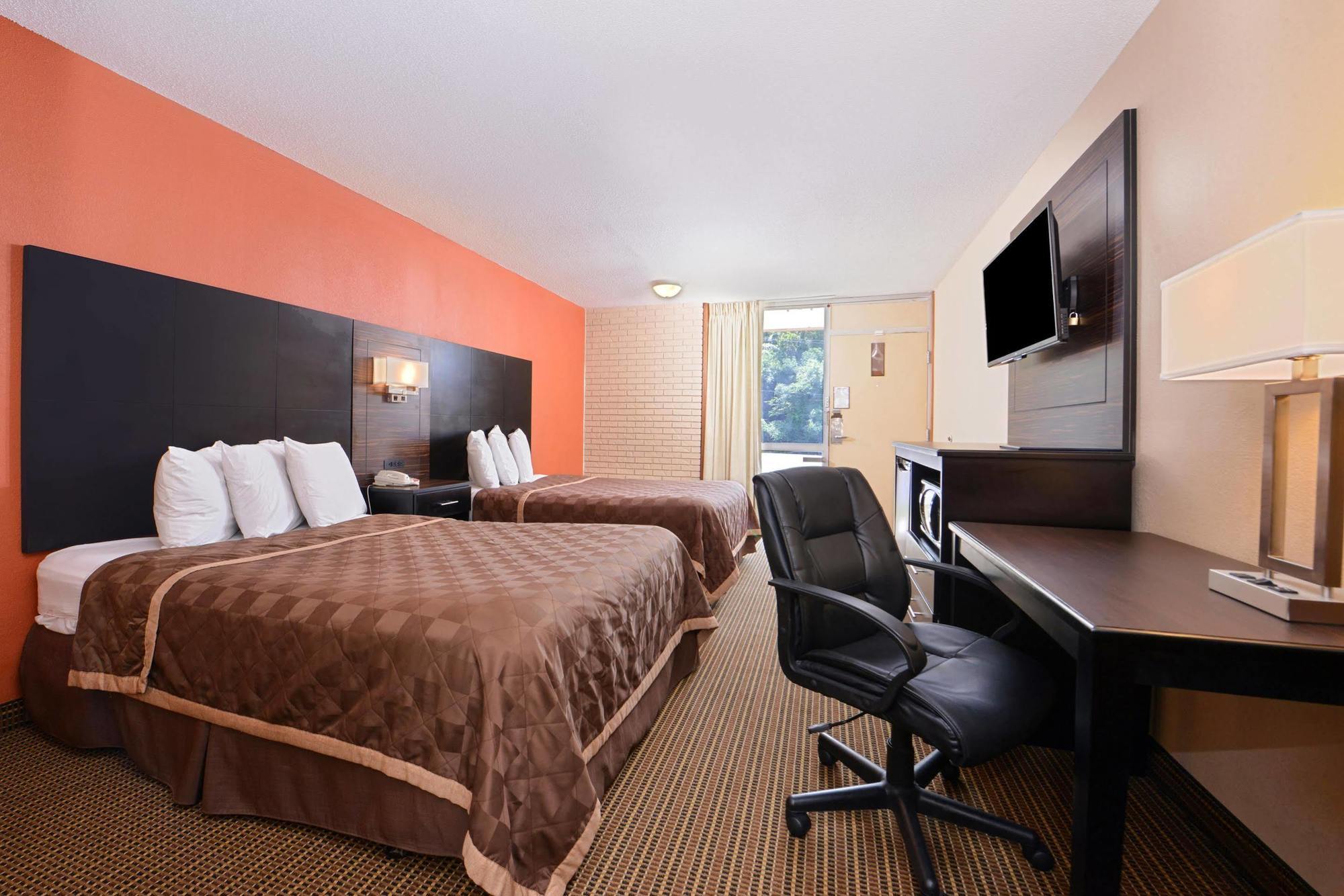 Americas Best Value Inn - Collinsville / St. Louis Екстер'єр фото